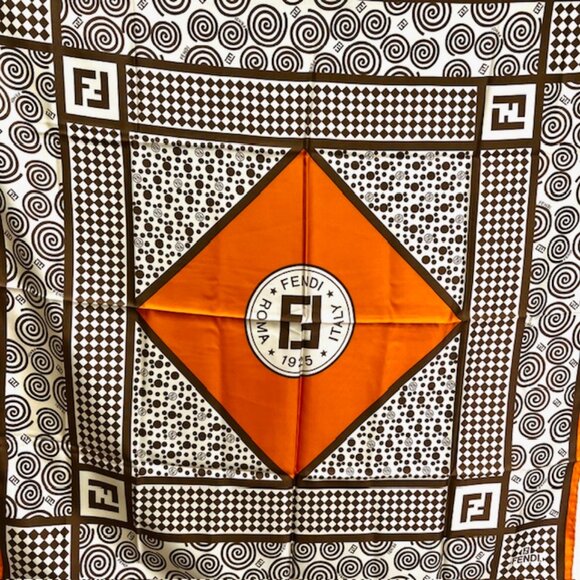 Unused  Fendi 100% Silk Scarf Satin 34"x34 Ivery Brown Orange Made in Italy (22) - Picture 6 of 10